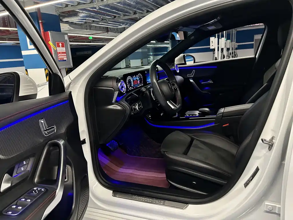 Mercedes-Benz A-Class 2023 A 200 L Fashion Model купить на сайте DeffCars