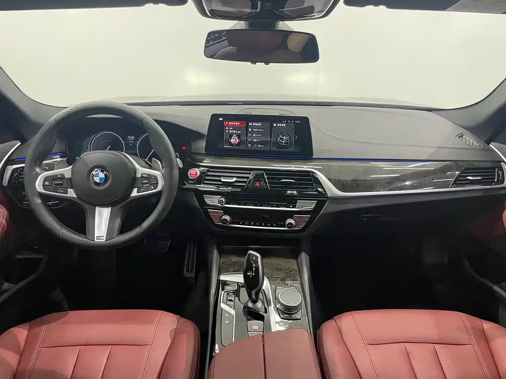 BMW 5 Series 2018 facelift 530Li leading M sports package купить на сайте DeffCars