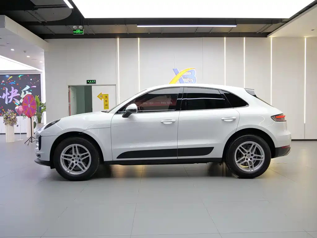 Macan 2018 Macan 2.0T купить на сайте DeffCars