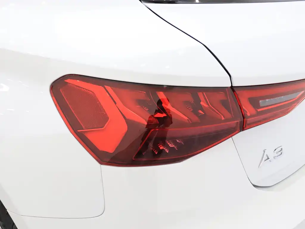 Audi A3 2022 Sportback 35 TFSI aggressive sports model купить на сайте DeffCars