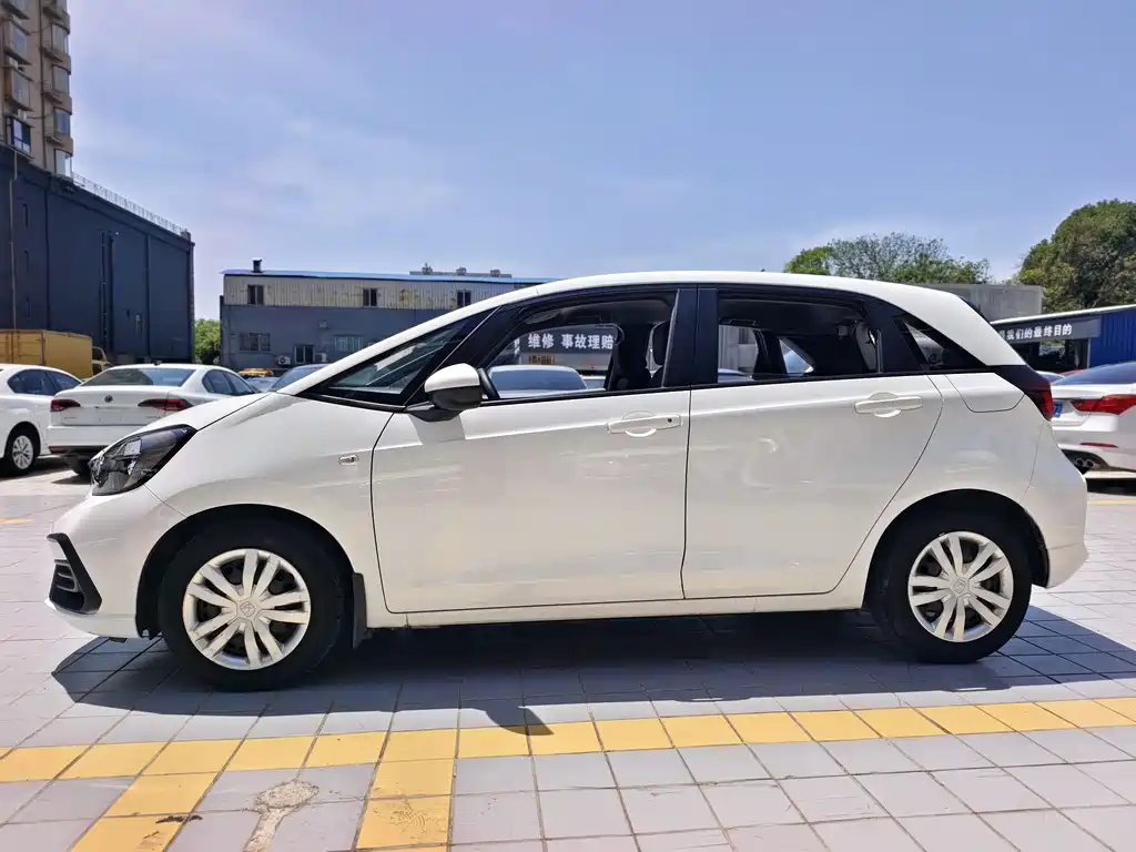 Fit 2021 1.5L CVT Trendy Edition купить на сайте DeffCars