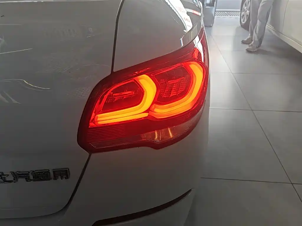 Kovoz 2019 320 automatic sunroof version купить на сайте DeffCars