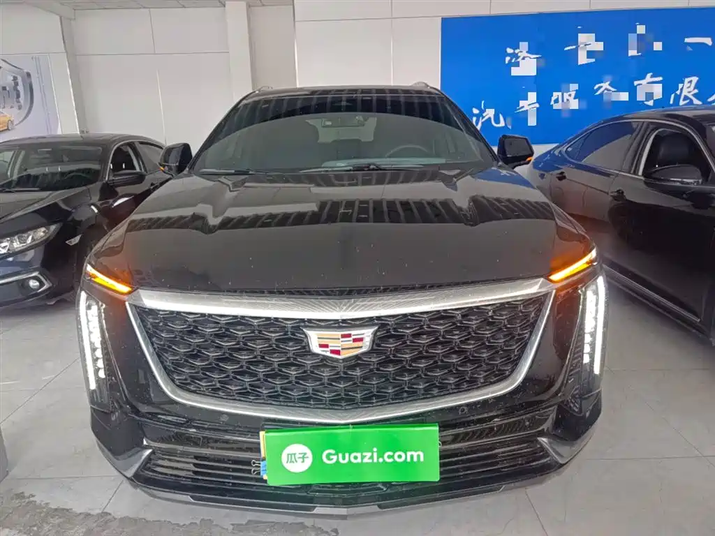 Cadillac XT5 2025 2.0T Metropolis купить на сайте DeffCars