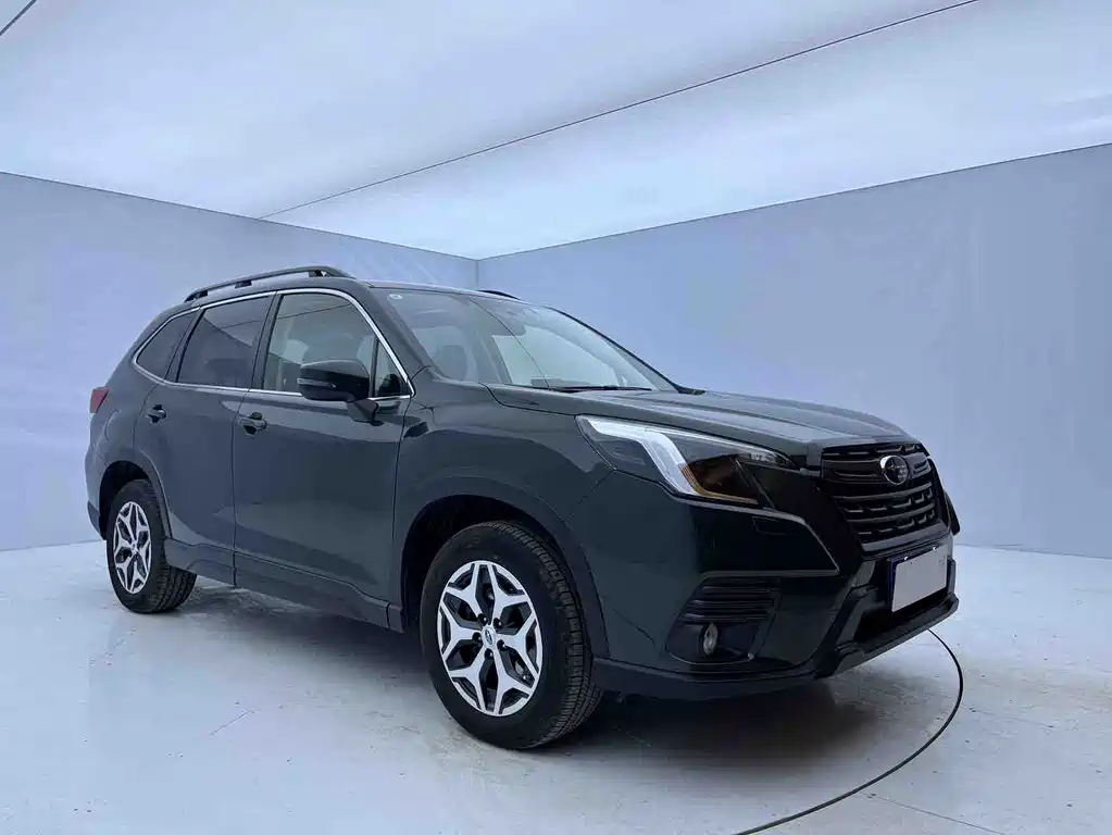Forester 2022 2.0i AWD Deluxe Edition EyeSight купить на сайте DeffCars