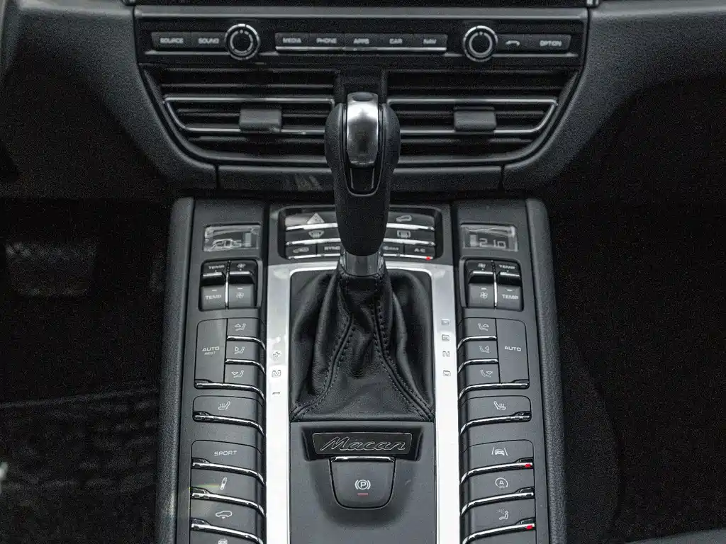 Macan 2021 Macan S 3.0T купить на сайте DeffCars