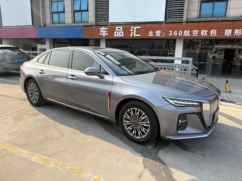 Hongqi H5 2023 1.5T DCT Zhilian Qiyue Edition купить на сайте DeffCars
