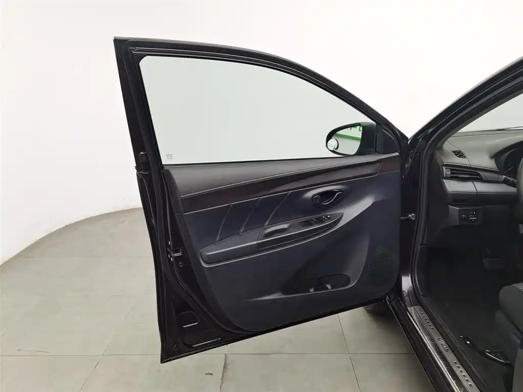 Vios 2014 1.5L automatic smart version купить на сайте DeffCars