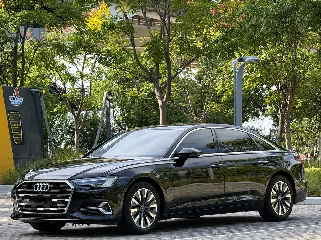 Audi A6L 2023 45 TFSI Premium Elegant Model купить на сайте DeffCars