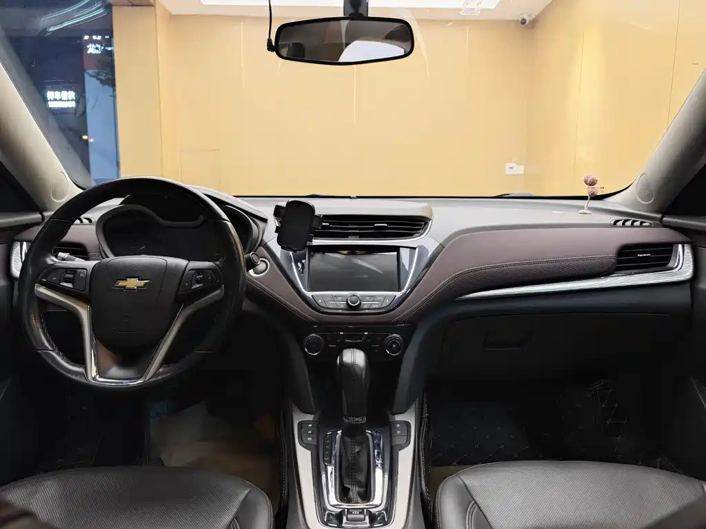 Malibu 2018 530T Automatic Deluxe Edition купить на сайте DeffCars