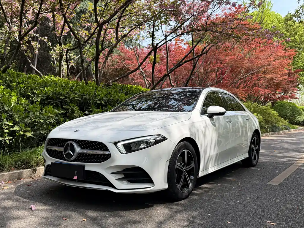Mercedes-Benz A-Class 2022 Model 2 A 200 L Sports Sedan Fashionable купить на сайте DeffCars