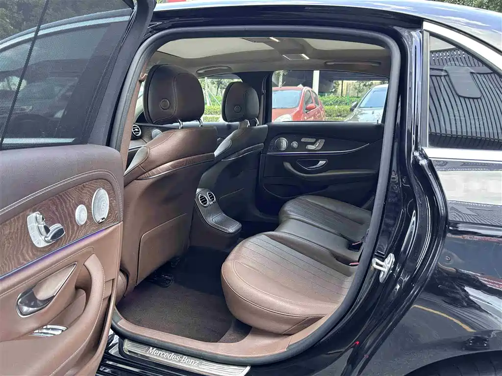 Mercedes-Benz E-Class 2021 E 300 L Luxury Model купить на сайте DeffCars