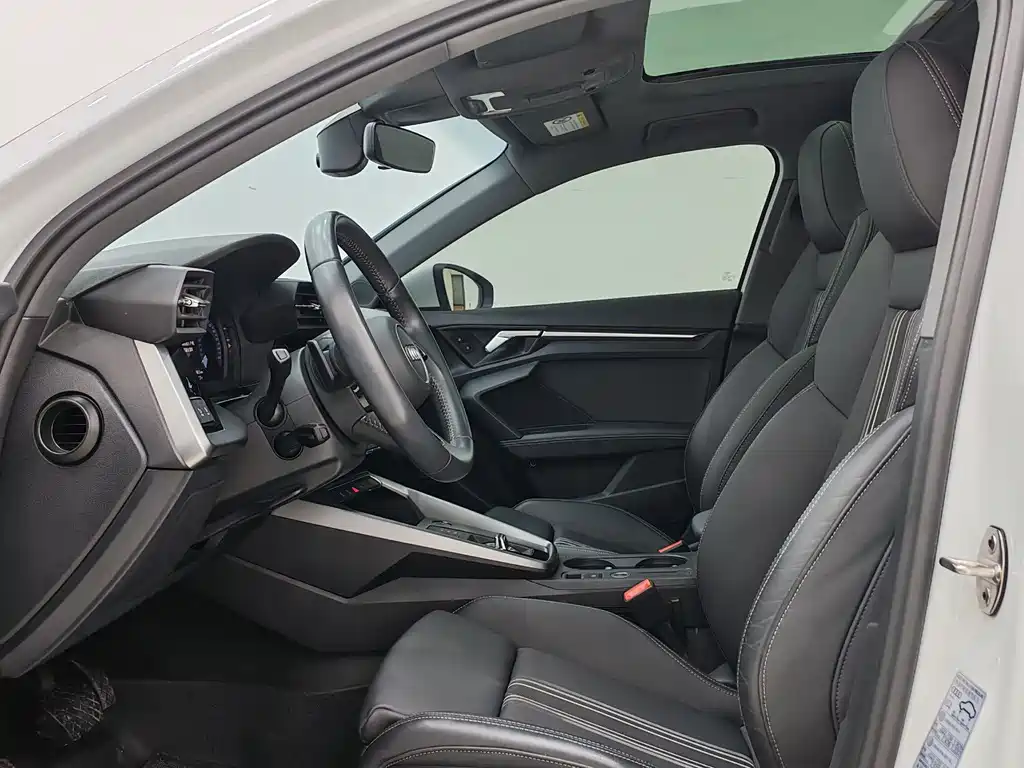Audi A3 2022 A3L Limousine 35 TFSI Fashionable and Sporty купить на сайте DeffCars