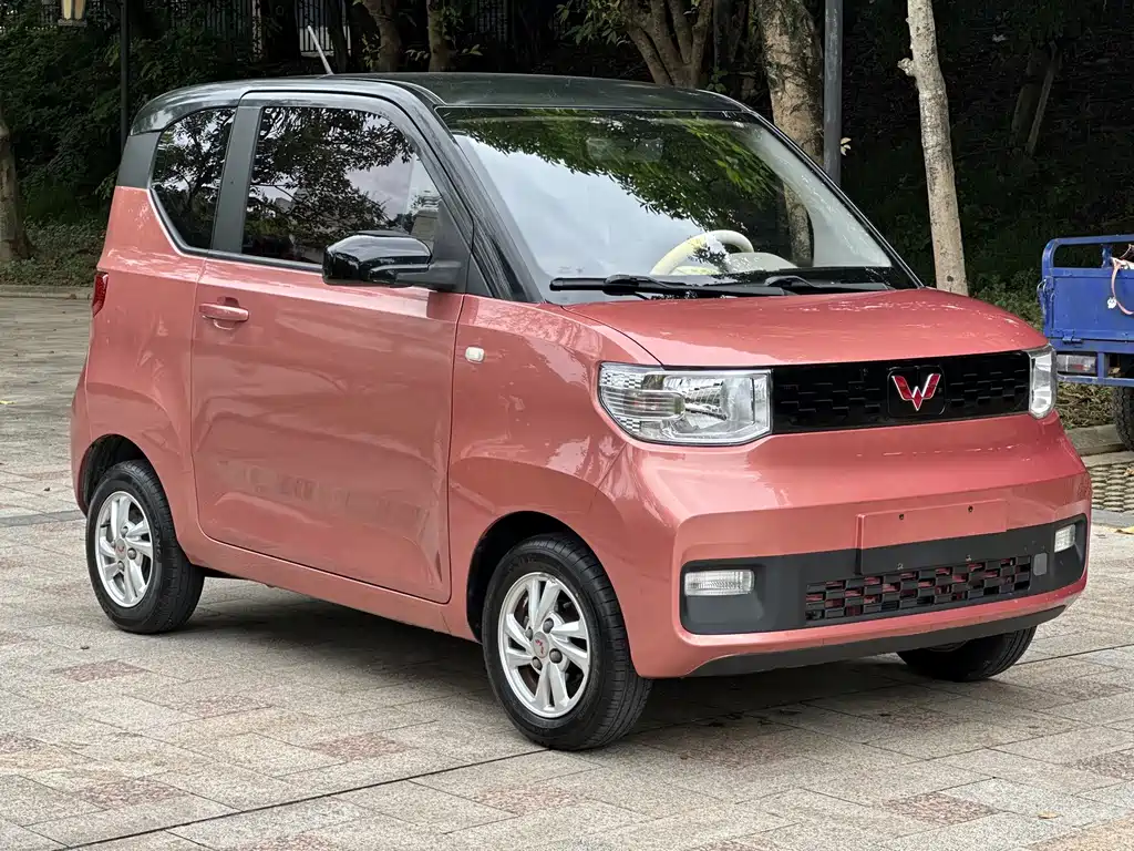 Hongguang MINIEV 2020 Yuexiang model lithium iron phosphate купить на сайте DeffCars