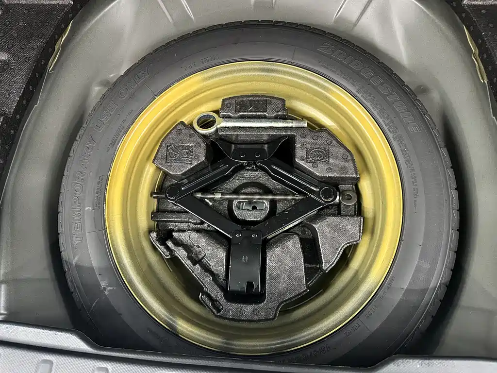 Forester 2022 2.0i AWD Deluxe Edition EyeSight купить на сайте DeffCars