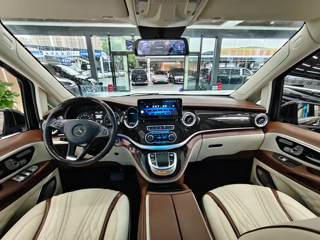 Vito 2021 2.0T Business Edition 7 seats купить на сайте DeffCars