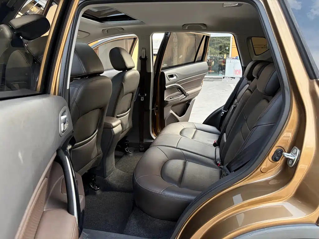 Trumpchi GS4 2015 200T Manual Deluxe Edition купить на сайте DeffCars