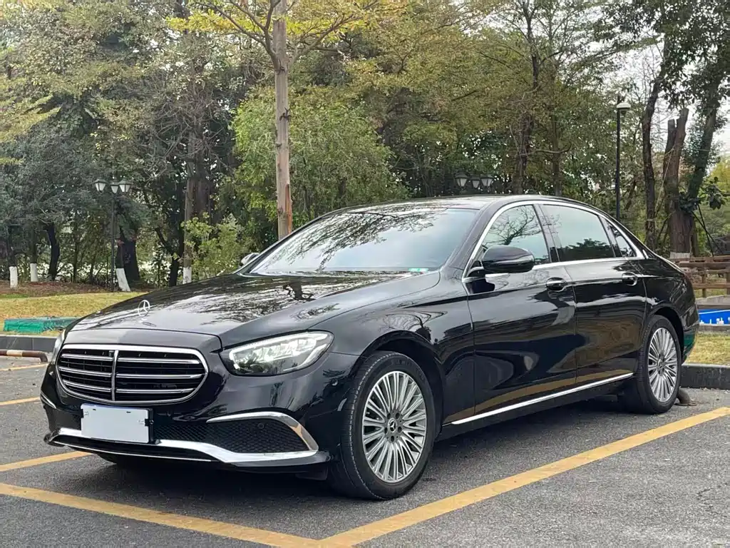 Mercedes-Benz E-Class 2022 E 300 L Luxury Model купить на сайте DeffCars