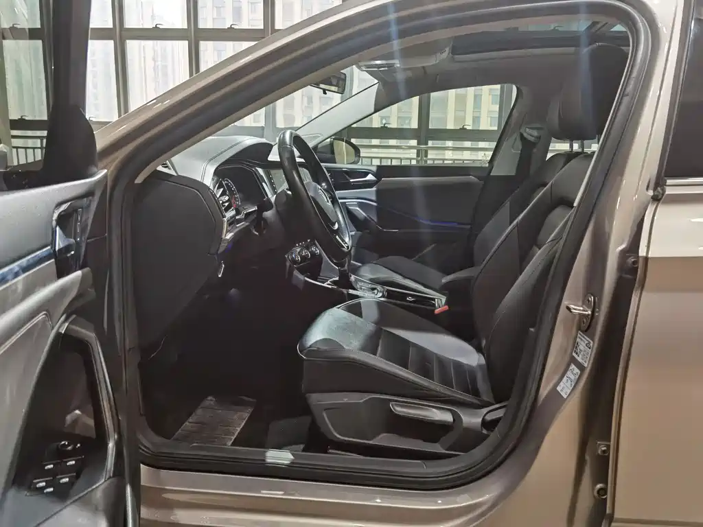 Sagitar 2019 200TSI DSG comfort model National VI купить на сайте DeffCars