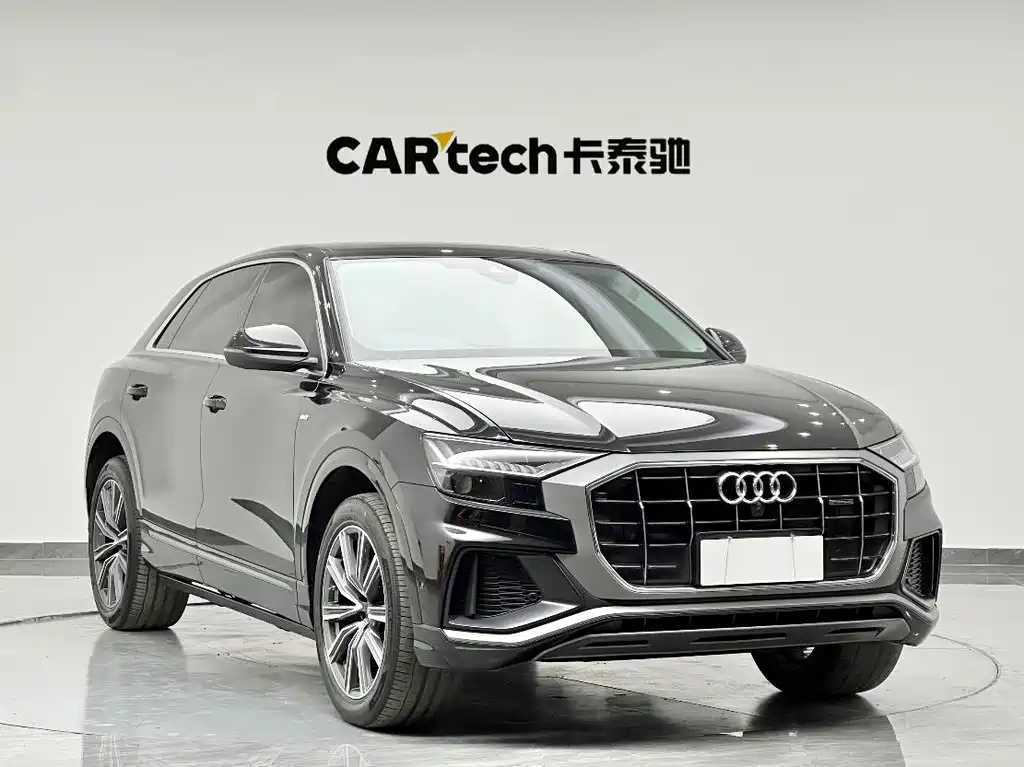 Audi Q8 2022 45 TFSI luxury and dynamic model купить на сайте DeffCars