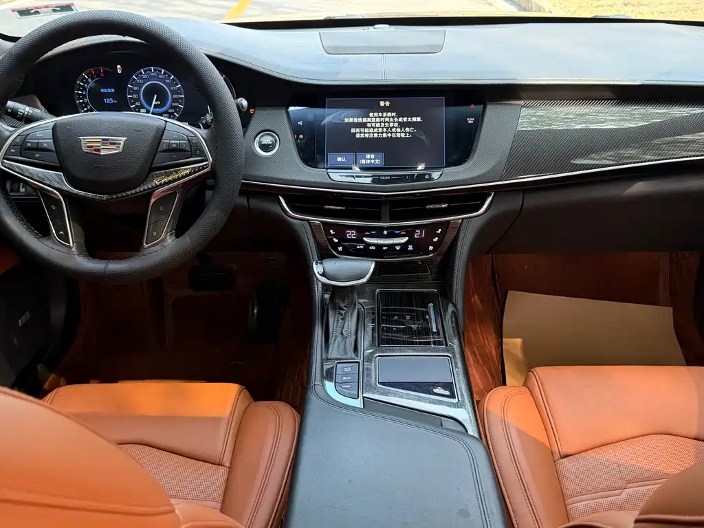 Cadillac CT6 2017 28T leading model купить на сайте DeffCars