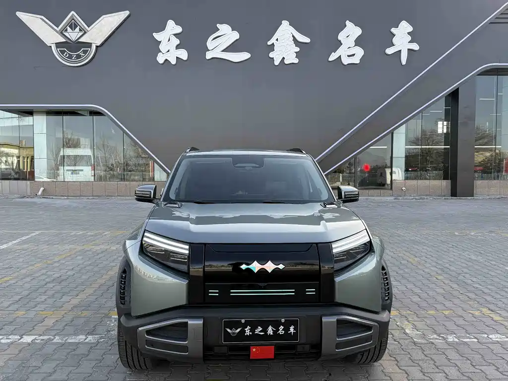 Titanium 3 2025 501KM four-wheel drive Ultra version купить на сайте DeffCars