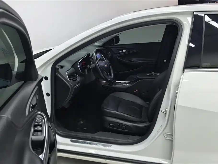 Malibu XL 2019 535T CVT Ruilian Edition купить на сайте DeffCars