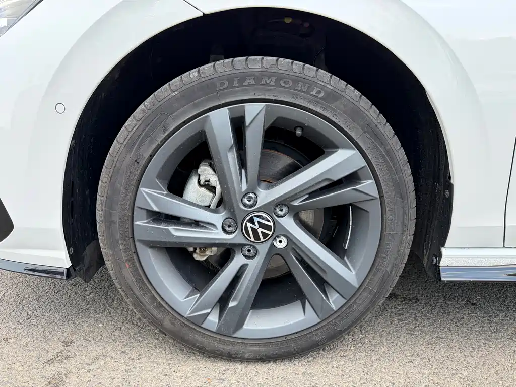 Golf 2023 280TSI DSG R-Line купить на сайте DeffCars
