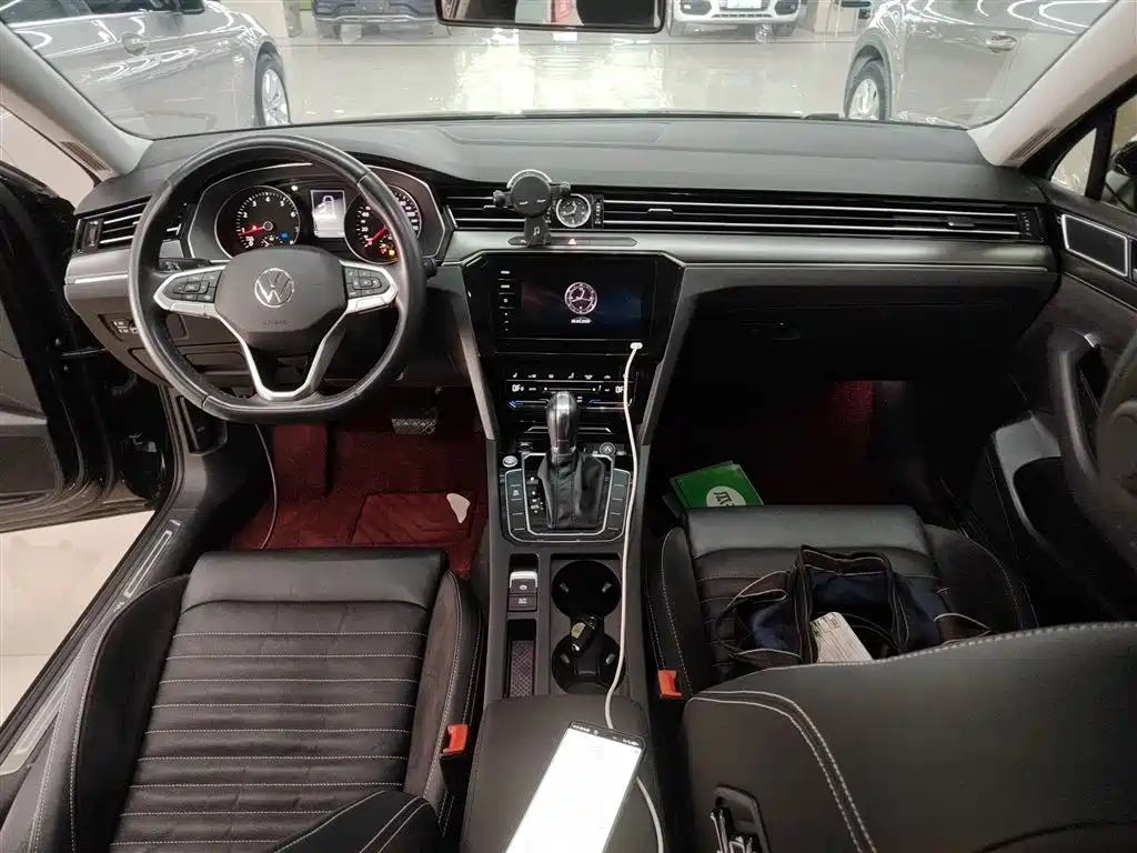 Magotan 2020 330TSI DSG leading model купить на сайте DeffCars