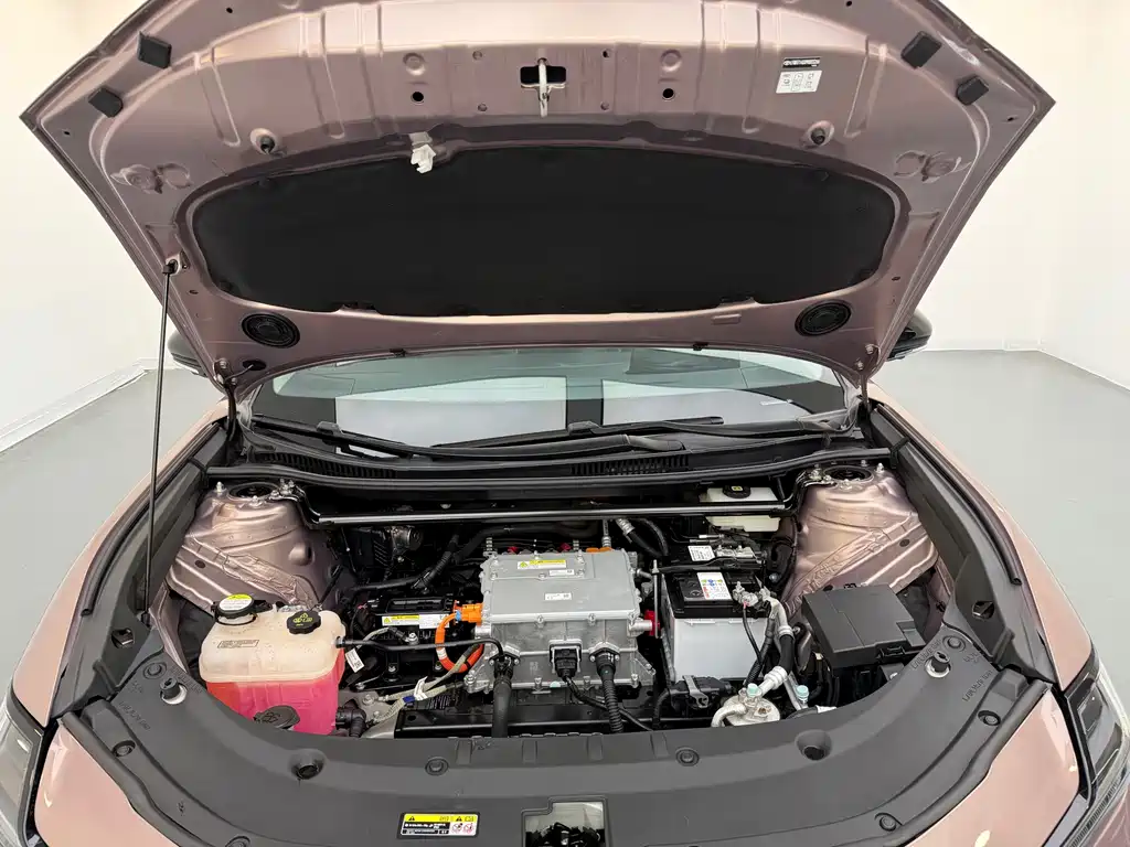 Toyota bZ3 2023 model 616km long range Premium купить на сайте DeffCars