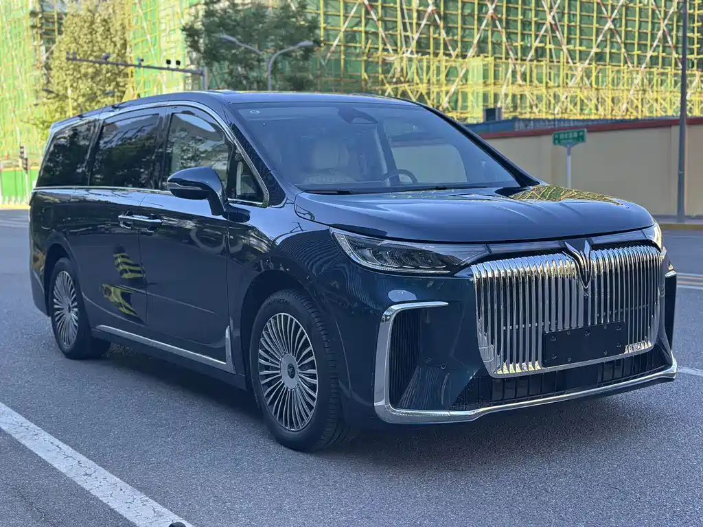 Lantu Dreamer 2025 PHEV four-wheel drive flagship Kunpeng version купить на сайте DeffCars