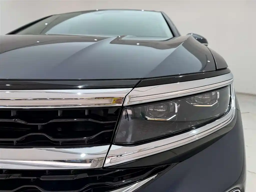 Lanjing 2021 530TSI four-wheel drive flagship Shengjing Edition Pro купить на сайте DeffCars