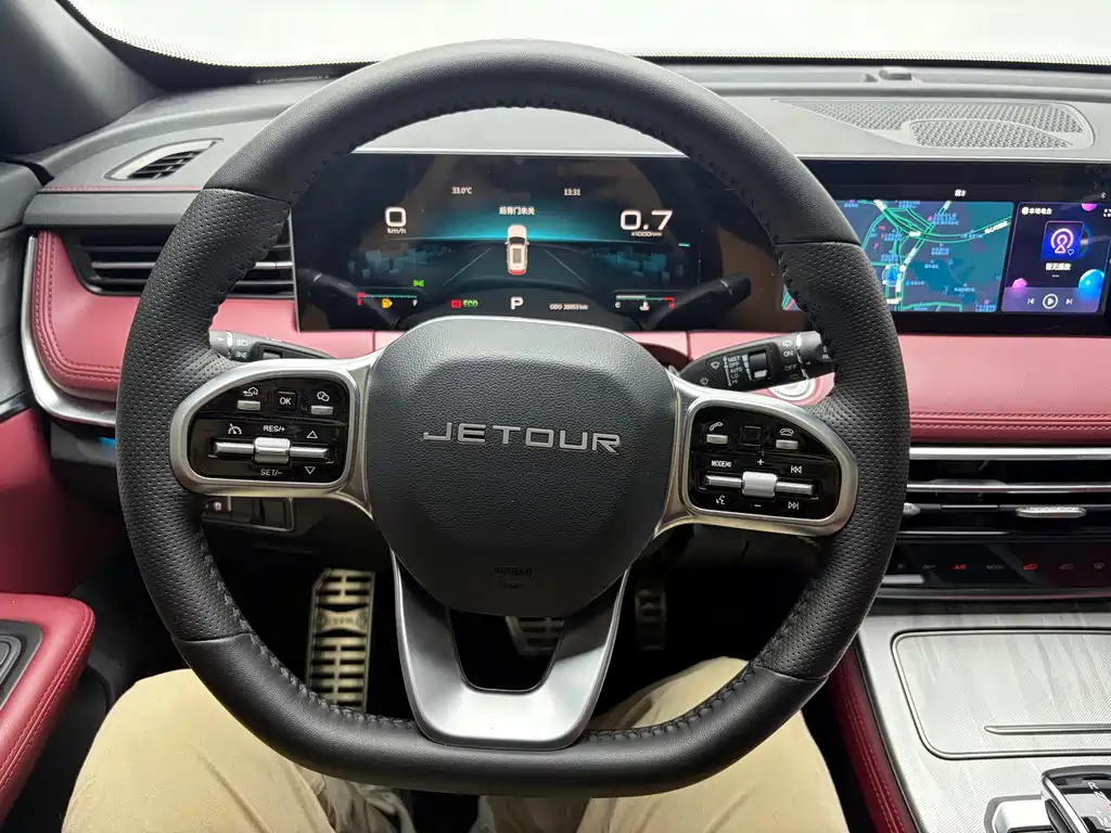 Jietu X70 PLUS 2023 model 1.6T DCT Powerful PLUS 7 seats купить на сайте DeffCars