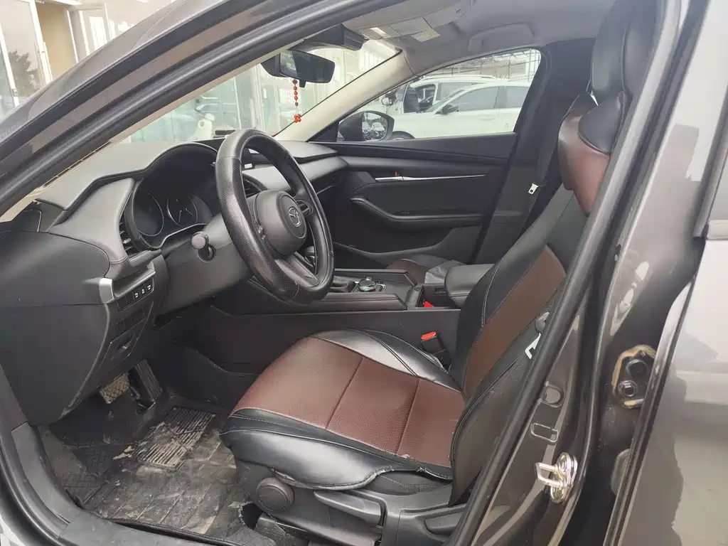 Mazda3 Angkesela 2020 1.5L automatic American version купить на сайте DeffCars