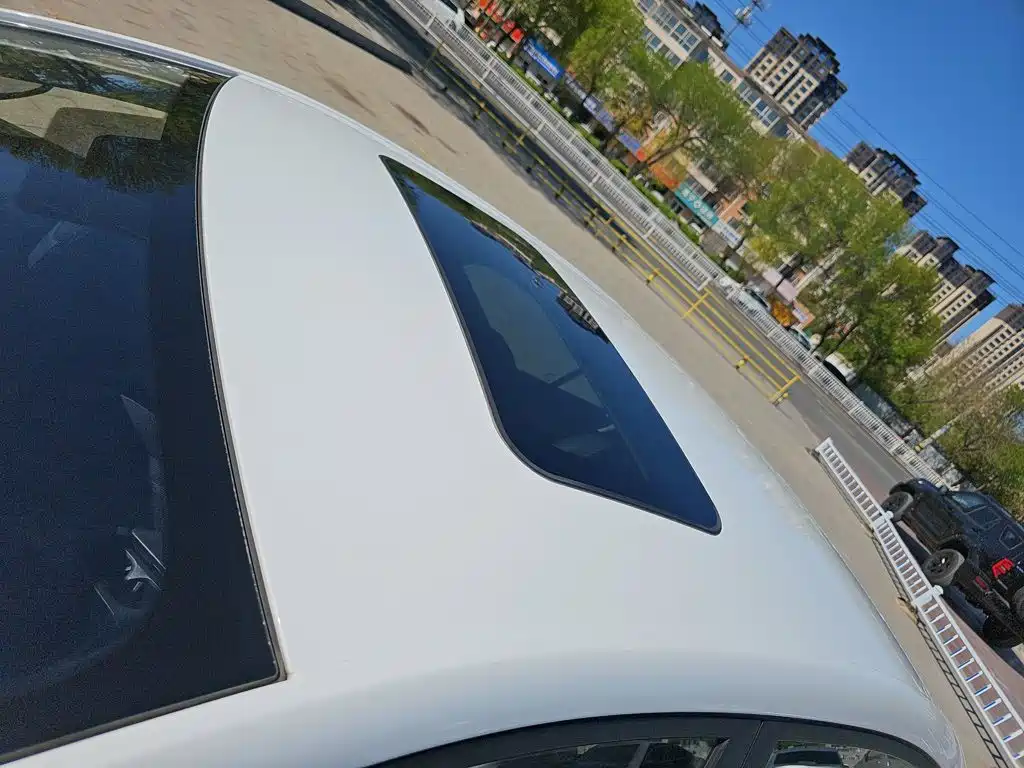 Roewe i5 2021 1.5L CVT Platinum Edition купить на сайте DeffCars