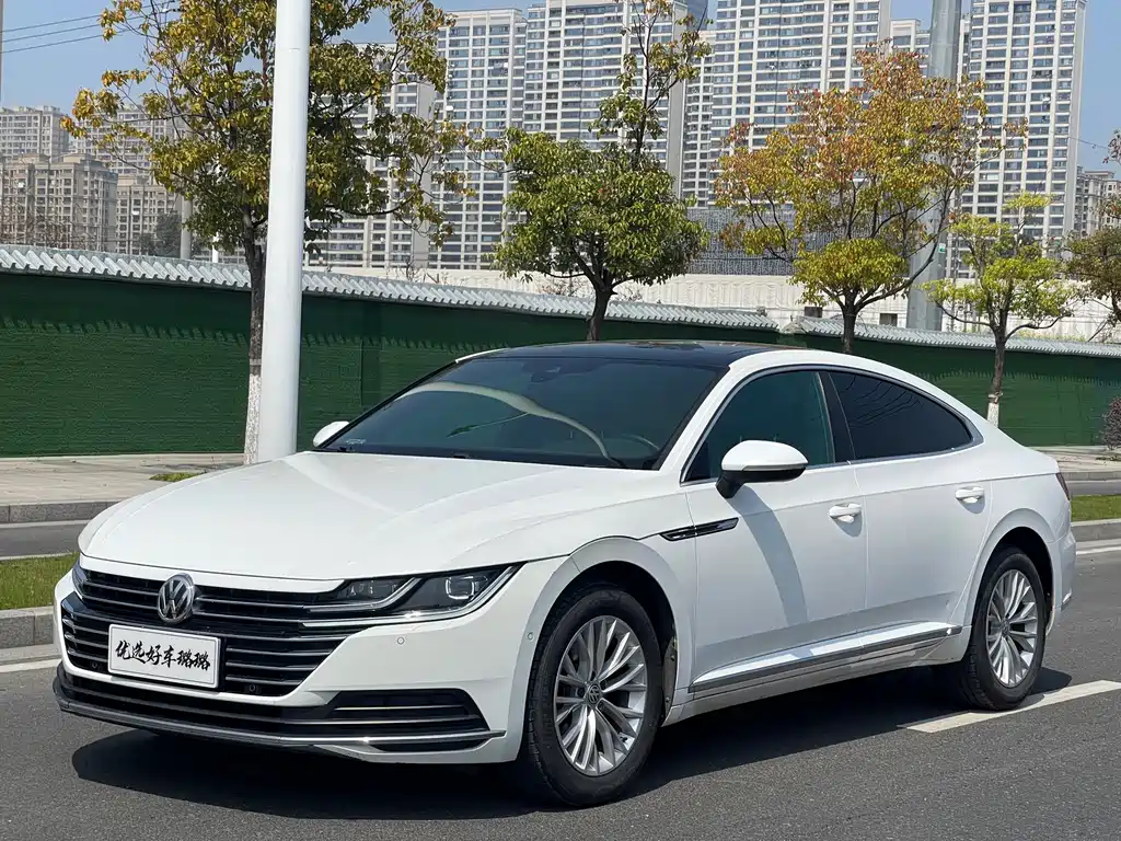 FAW-Volkswagen CC 2019 380TSI Charming Edition National V купить на сайте DeffCars