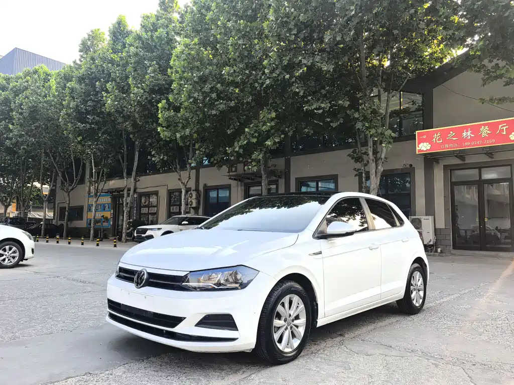 Polo 2019 Plus 1.5L Automatic Colorful Technology Edition купить на сайте DeffCars