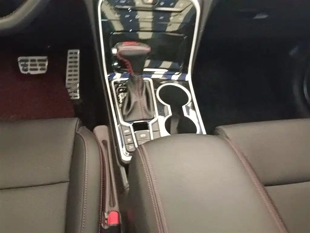 Kia KX5 2019 1.6T automatic two-wheel drive luxury version купить на сайте DeffCars