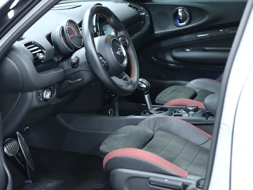 MINI JCW CLUBMAN 2017 2.0T JOHN COOPER WORKS geek купить на сайте DeffCars