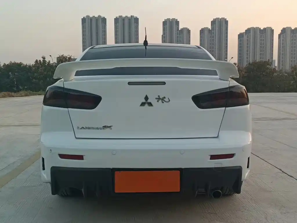 Wingshen 2012 1.8L Manual Charming Edition купить на сайте DeffCars