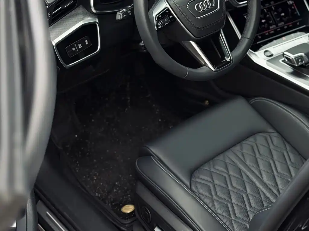 Audi A6L 2025 45 TFSI Premium Dynamic Model купить на сайте DeffCars