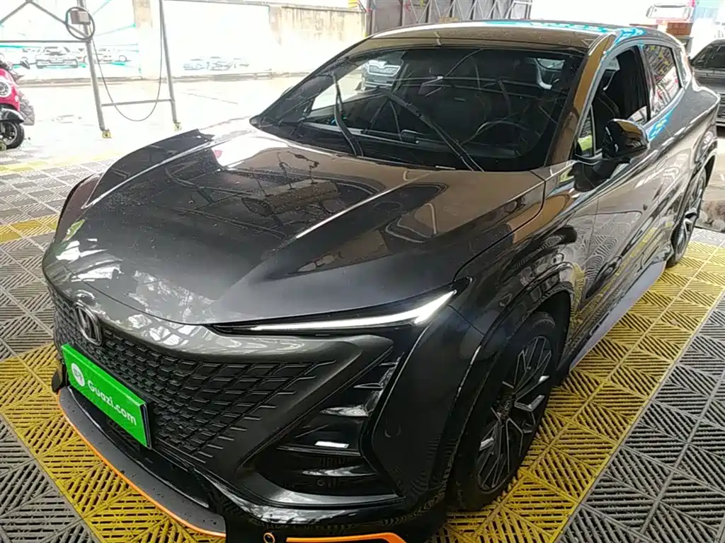 Changan UNI-T 2022 1.5T exclusive model купить на сайте DeffCars