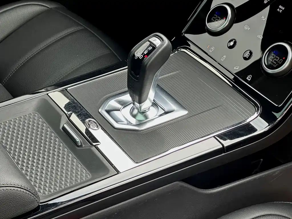 Range Rover Evoque 2020 249PS R-DYNAMIC S Black Sports Edition купить на сайте DeffCars