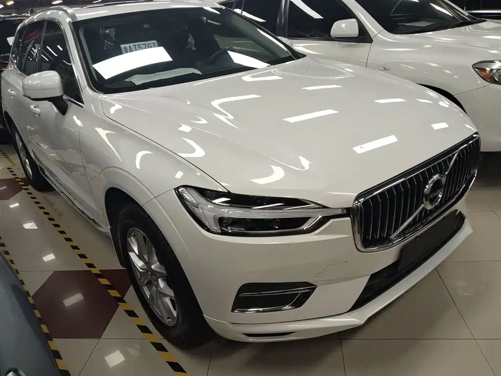 Volvo XC60 2021 T5 four-wheel drive Zhiyi Luxury Edition купить на сайте DeffCars