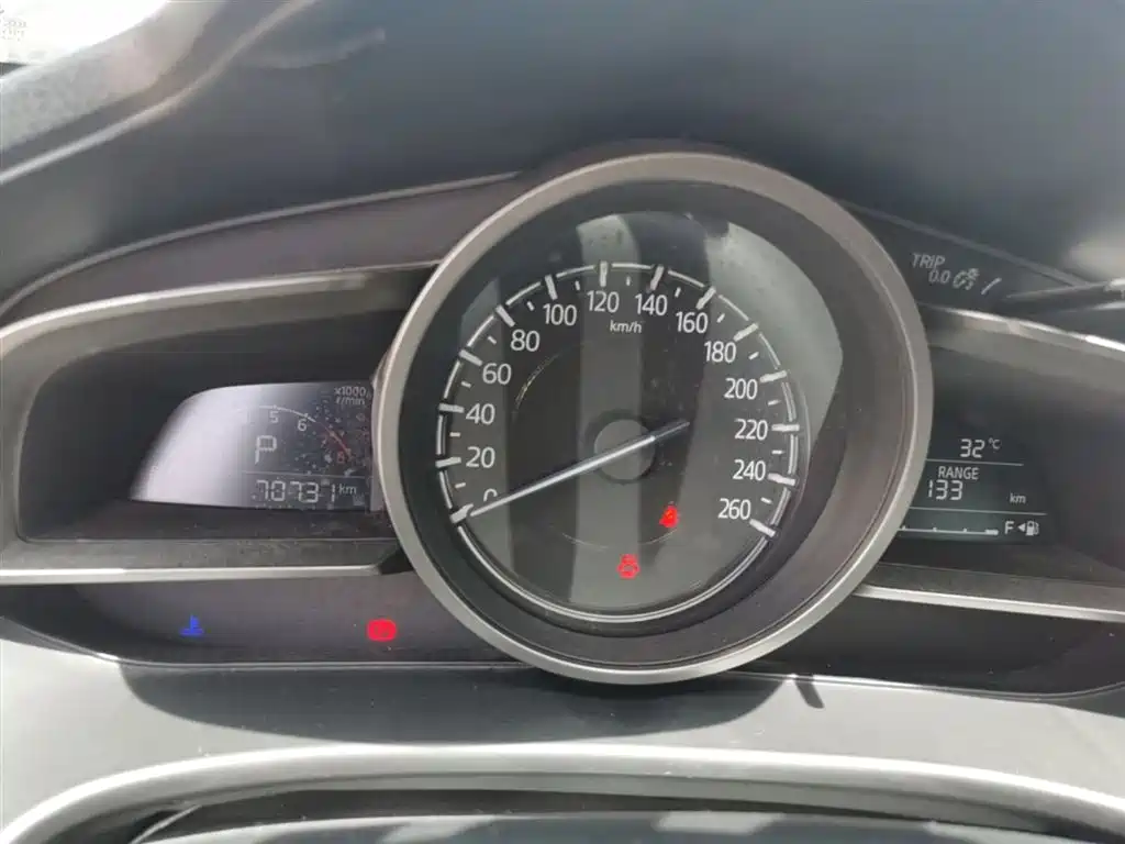 Mazda3 Angkesela 2017 sedan 1.5L automatic luxury model National V купить на сайте DeffCars