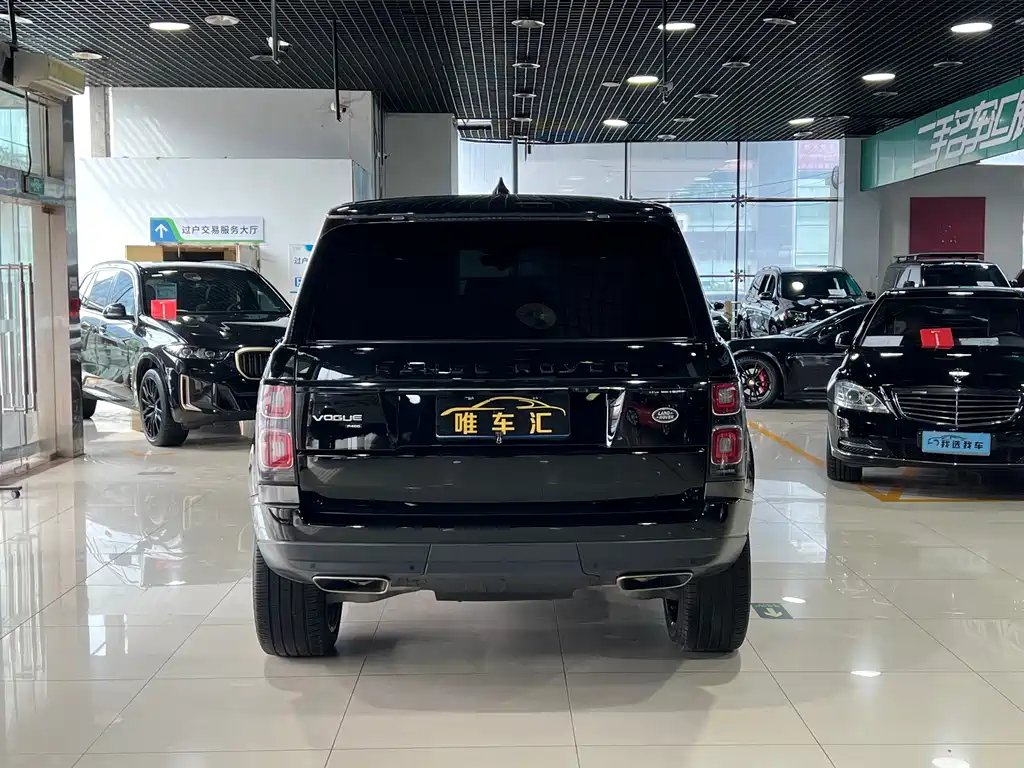 Range Rover 2022 3.0 L6 400PS Legendary Extended Classic Edition купить на сайте DeffCars
