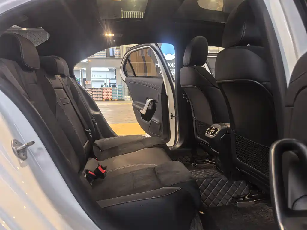 Mercedes-Benz A-Class 2021 A 200 L Sports Sedan Fashionable купить на сайте DeffCars