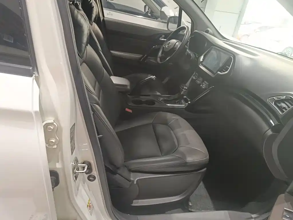 Trumpchi GS4 2017 200T G-DCT 2WD Elite Edition купить на сайте DeffCars
