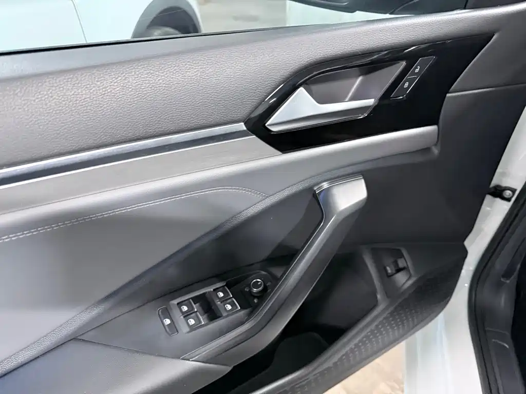 Sagitar 2019 280TSI DSG comfort model National VI купить на сайте DeffCars