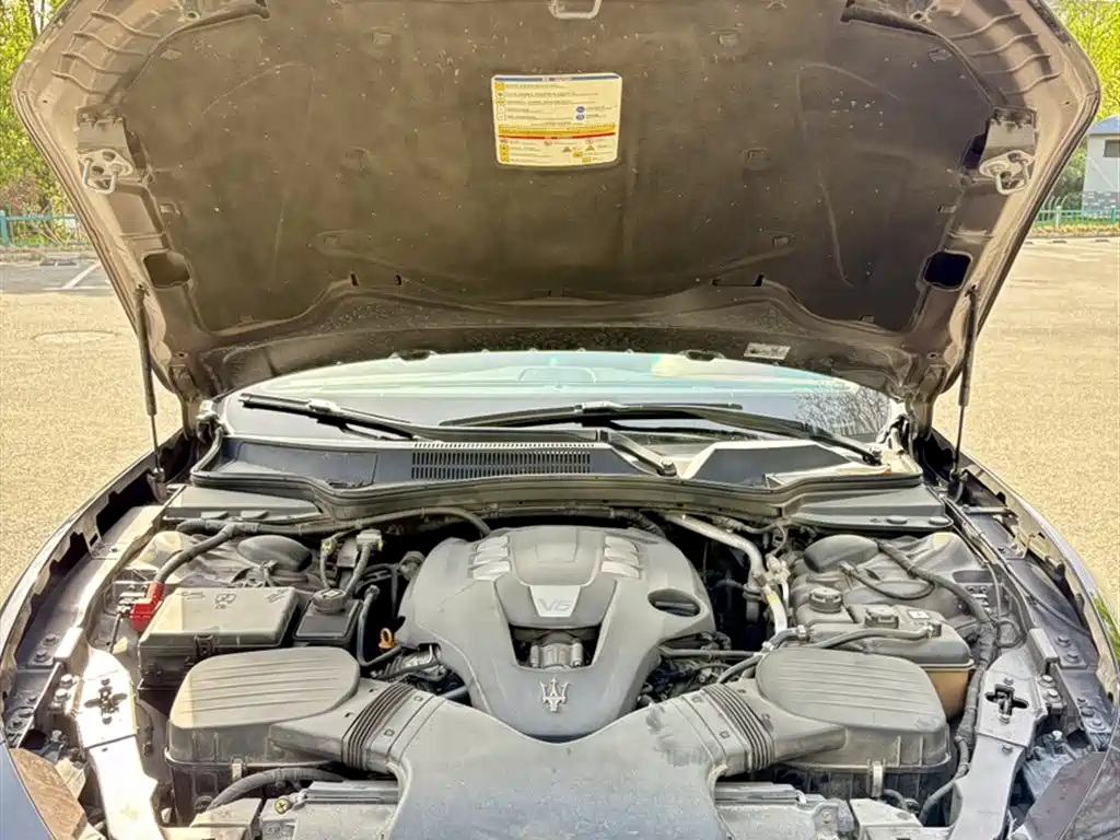 Ghibli 2014 3.0T Standard Edition купить на сайте DeffCars