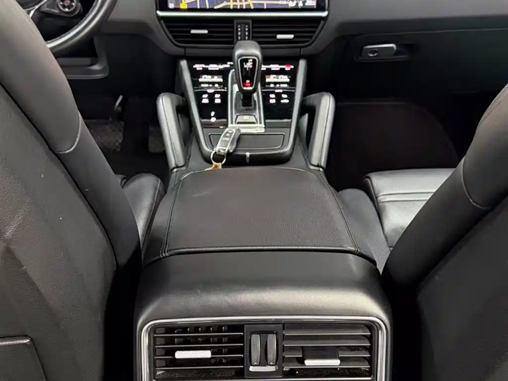 Cayenne 2019 Cayenne Coupé 3.0T купить на сайте DeffCars